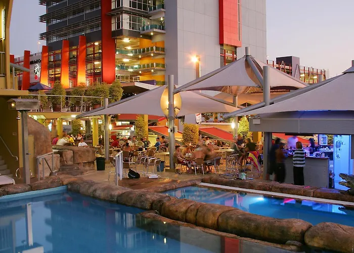 Melaleuca On Mitchell - Darwin Yha Hostel